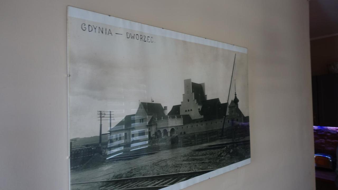 Mieszkanie przy Dworcu Gdynia Główna Exterior foto
